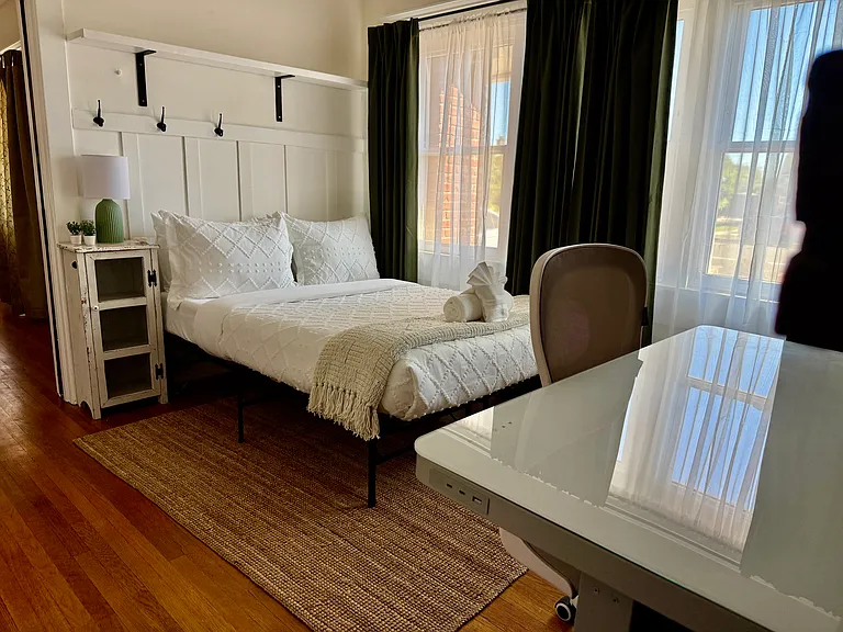 801 N Marguerita Ave #801 — Photo 6