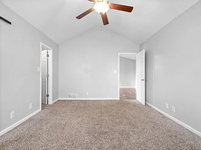 935 Hugh Hunter Rd — Photo 15
