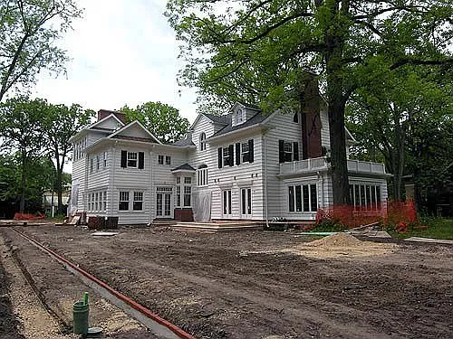 527 Laurel Ave photo 1