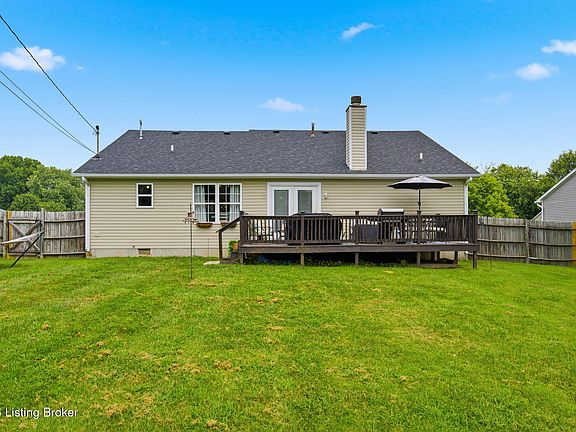 2nd image of 504 Garden Ct