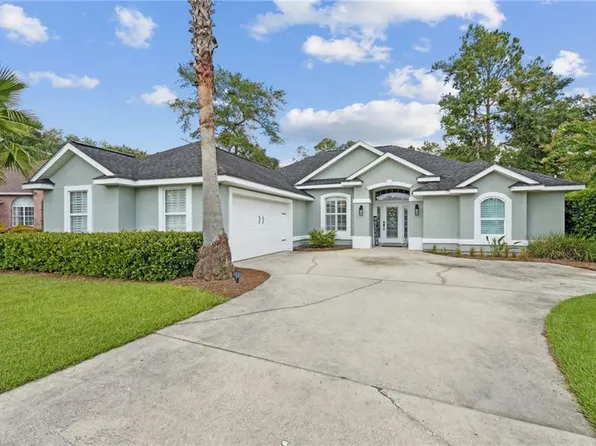 106 Oak Grove Cir, Kingsland, GA 31548