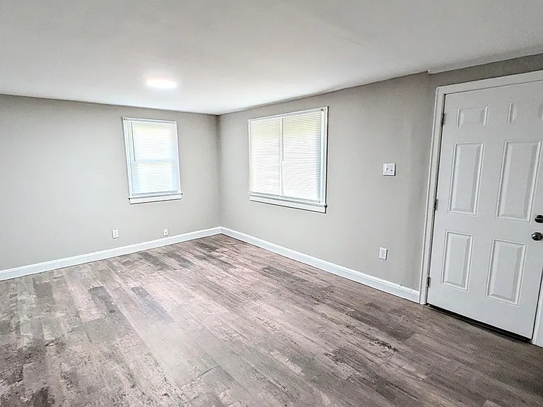 1332 Akridge St NW — Photo 2