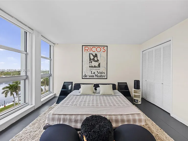5055 Collins Ave #9K — Photo 16