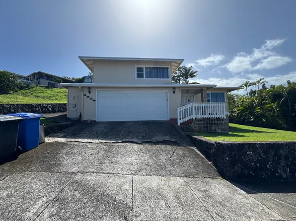 1279 Aupapaohe St, Kailua, HI 96734