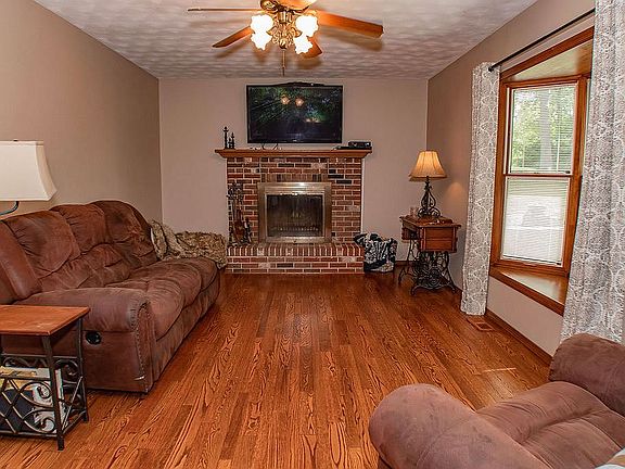 3rd image of 6534 Suson Oaks Dr