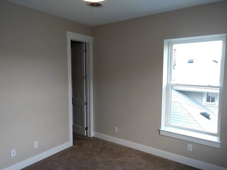 25 S Plum St #3 — Photo 11