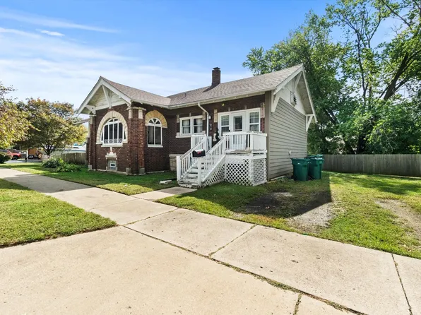 810 W Marion St, Joliet, IL 60436