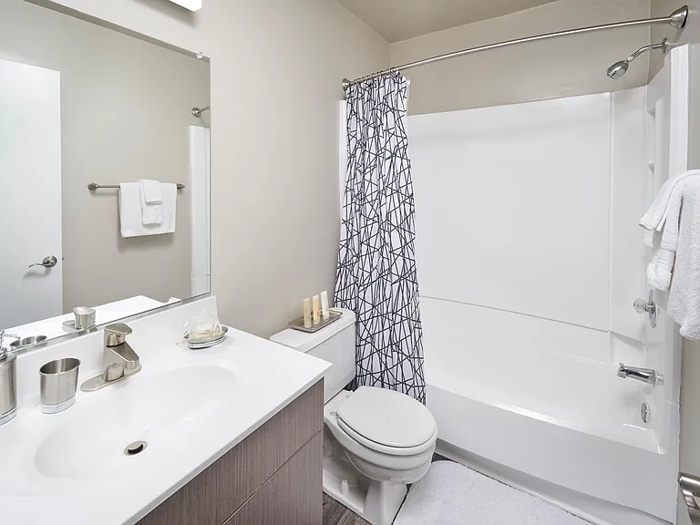 Seneca Place — Photo 11