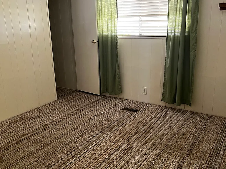 230 Dixie Ln — Photo 17