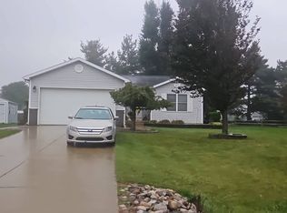 3387 Hayden Ct, Tecumseh, MI