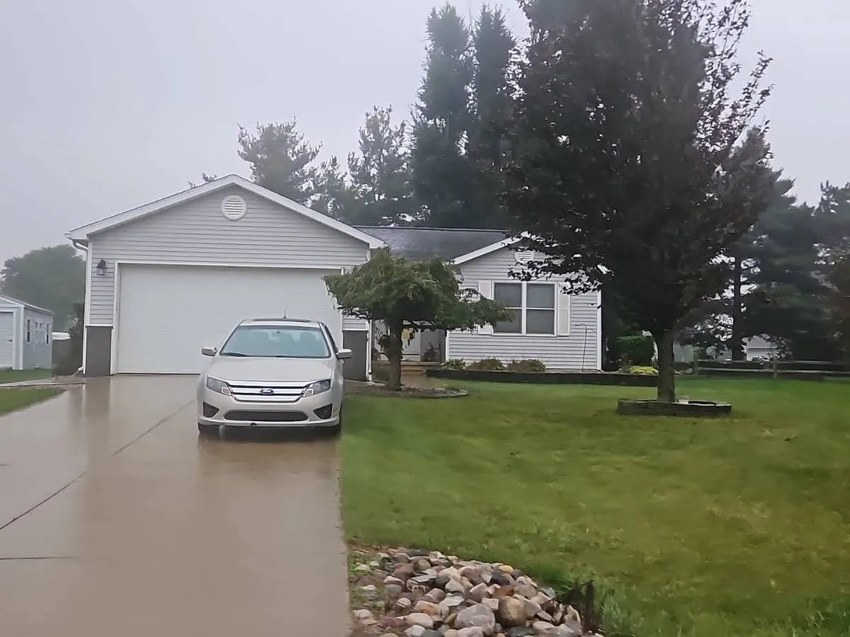 3387 Hayden Ct photo 1