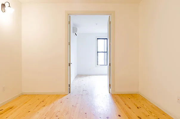 Rented by Nooklyn NYC LLC | media 12