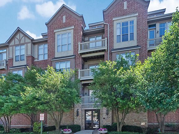 2nd image of 1781 Tudor Ln Unit 202