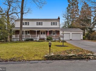 1677 Thorpe Rd, Pasadena, MD 21122
