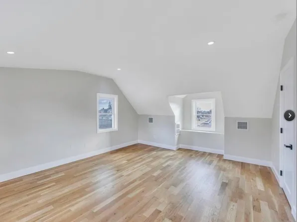 (undisclosed Address), Hicksville, NY 11801