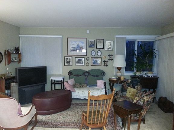 2nd image of 760 Westwind Dr