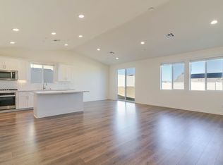 7011 Kristina Ct, Lancaster, CA 93536