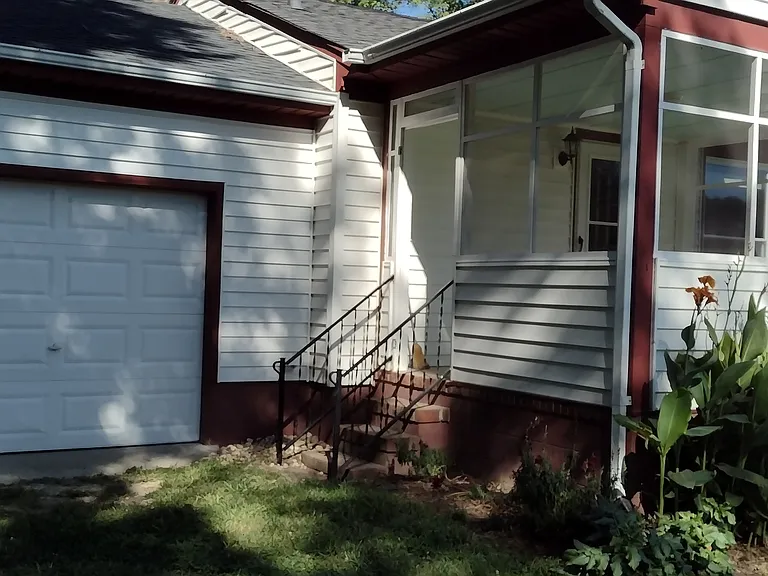 7985 Dabneys Mill Rd — Photo 3