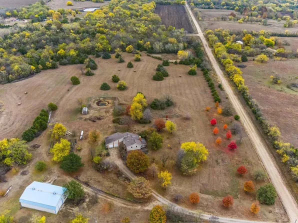 6900 NE 24th St, Newton, KS 67114