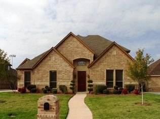 2129 Lookout Ct, Hurst, TX 76054