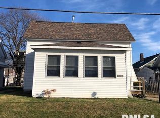 1850 2nd St, Moline, IL 61265