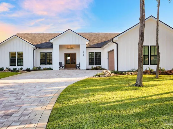 3733 Tiger Point Blvd, Gulf Breeze, FL 32563