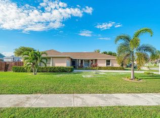 6135 Silver Oak Dr, Lake Worth, FL 33467