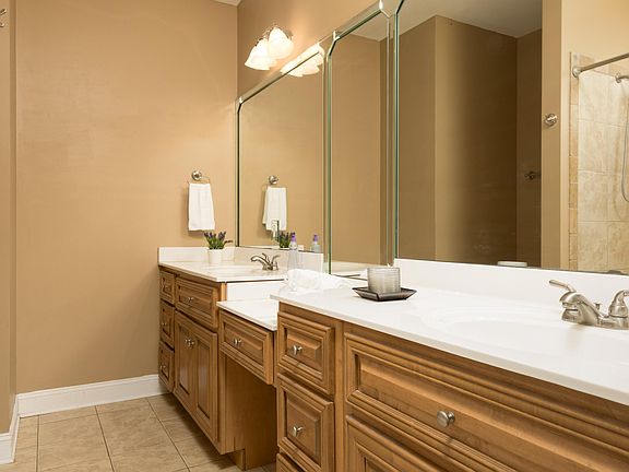 5th image of 8116 Bluegill Cir