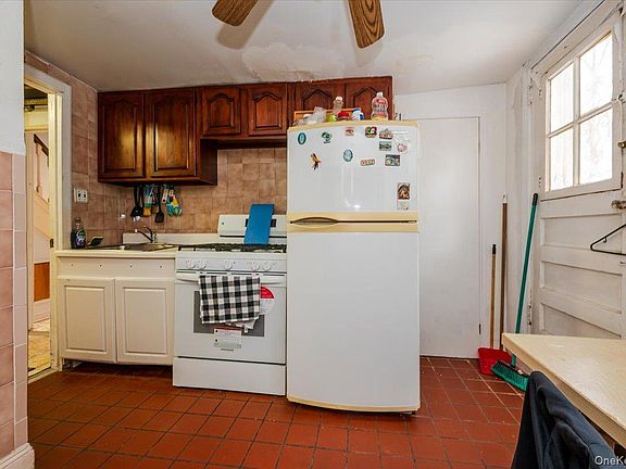 5th image of 90-25A & Lot 155 Elmhurst Avenue