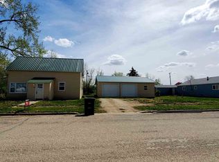 582 3rd Ave, Lansford, ND 58750