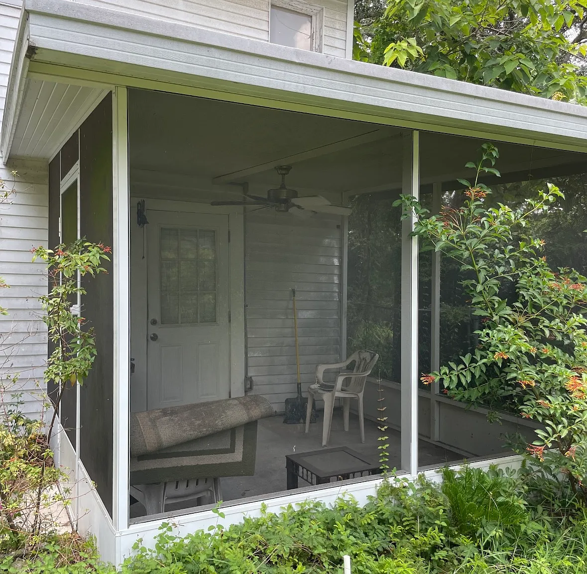 7210 1/2 N Duncan Ave — Photo 1