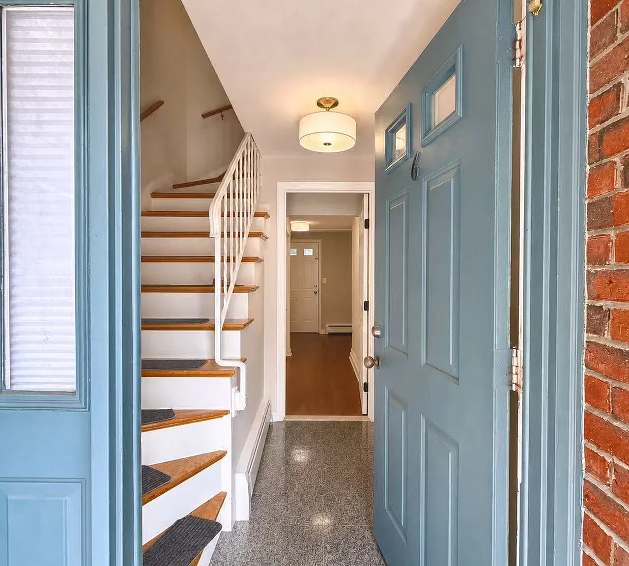 2 bed, 2.5 bath, 1471 sqft, $4,100 — Photo 3