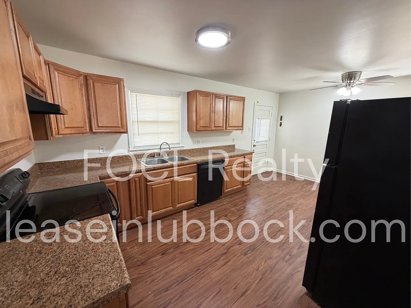 3 Bed 2 Bath 1 Car Garage Near Leftwich Park — Photo 4