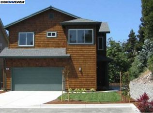 621 Maiden Ln, Pinole, CA 94564