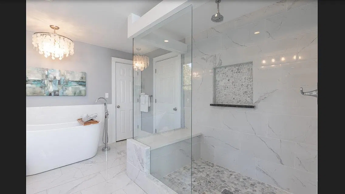 18 Victoria St — Photo 1