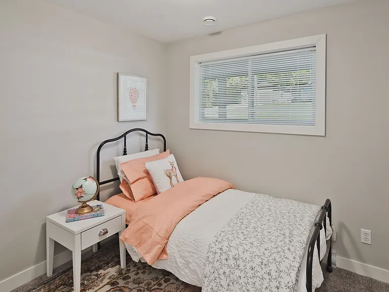 63 Oakdale Dr #10 — Photo 13