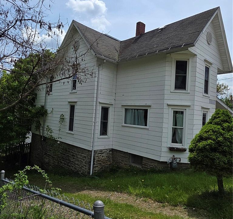 1st image of 170 Prospect St