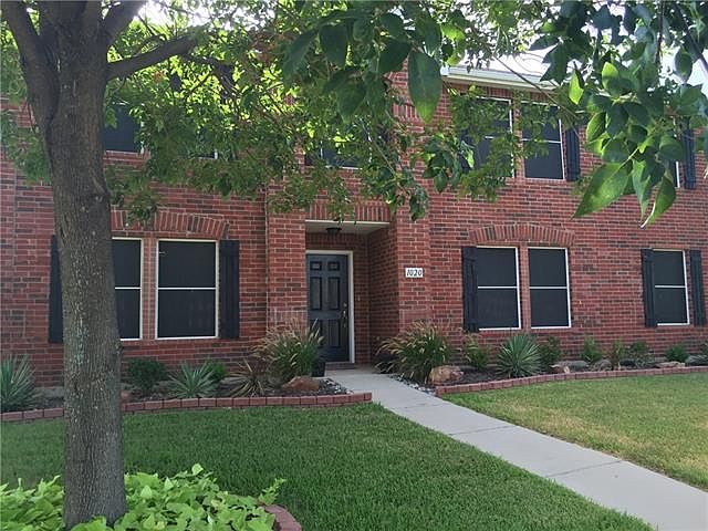 1st image of 1020 Canyon Dr