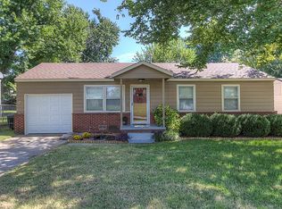 905 Cedar Ave, Sand Springs, OK 74063