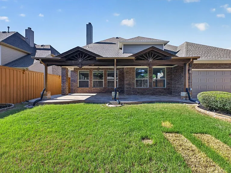 14668 Blakehill Dr — Photo 75