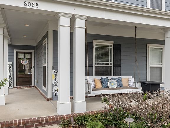 3rd image of 8088 Canonbury Dr
