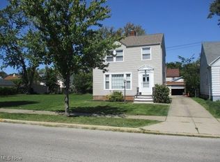 3805 Grosvenor Rd, South Euclid, OH 44118