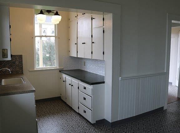 4th image of 1405 B St #108