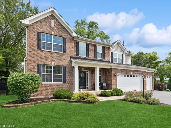 748 S Ravinia Cir, Palatine, IL 60074