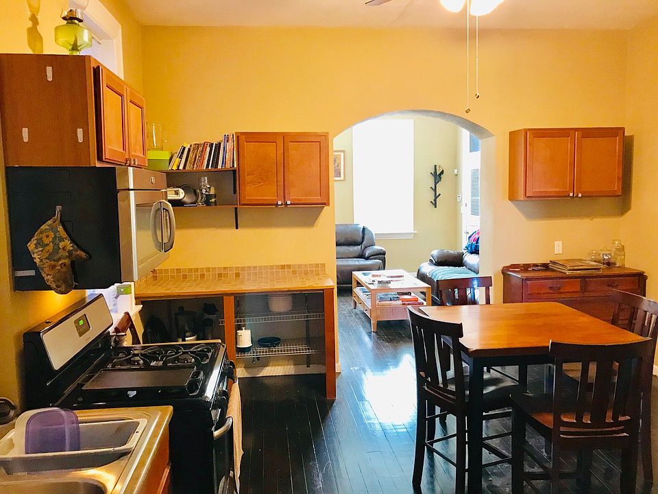 1st image of 3422 Grace Ave Floor 1