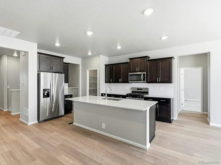 1612 Rumley Creek Dr — Photo 4