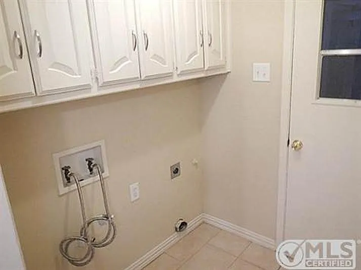 508 Dogwood Dr — Photo 5