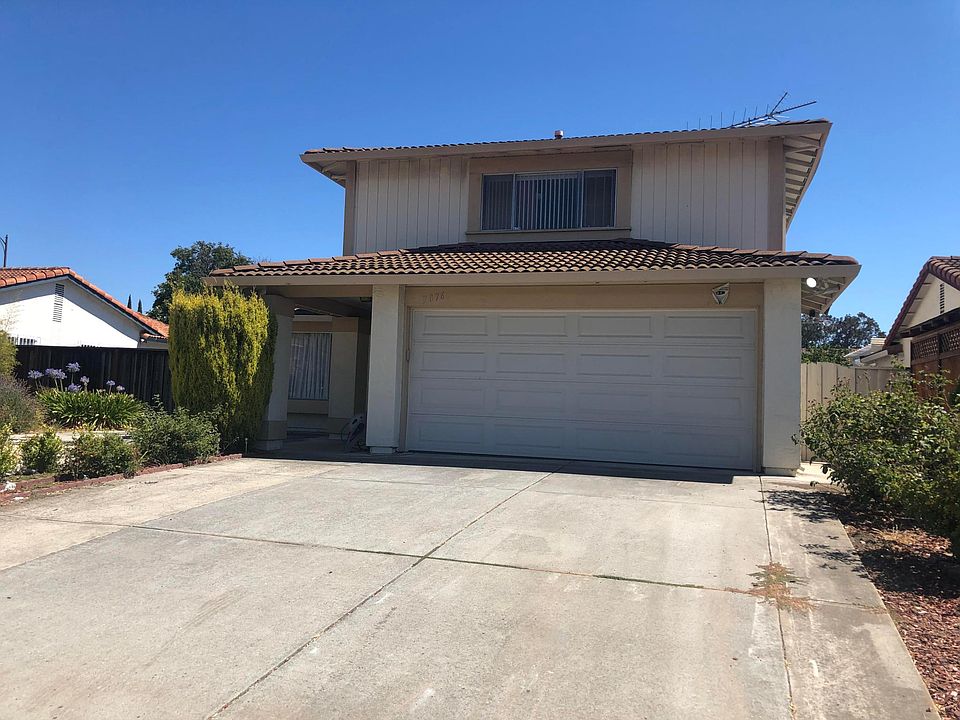 1st image of 3076 Allenwood Dr