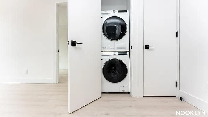 Rented by Nooklyn NYC LLC | media 29