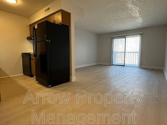 5th image of 2323 T St #19